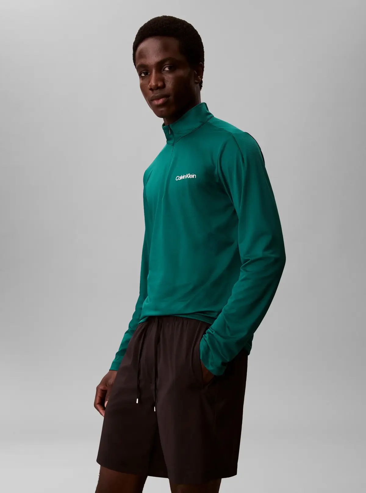 WOVEN SHORT, UB1