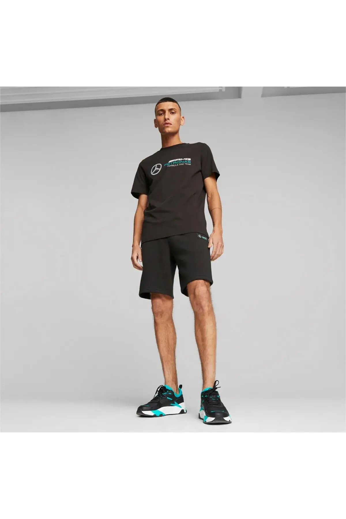 Puma MAPF1 ESS Logo Tee Siyah Erkek T-Shirt