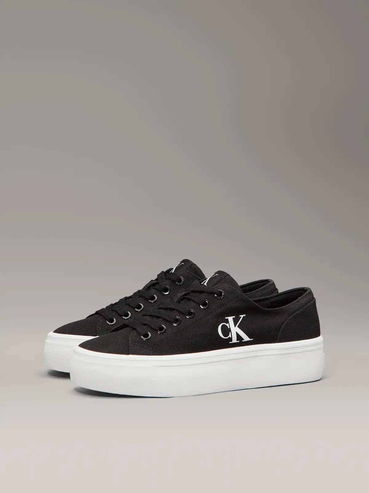 Calvin Klein Siyah / Beyaz Kadın Spor Ayakkabı & Sneaker