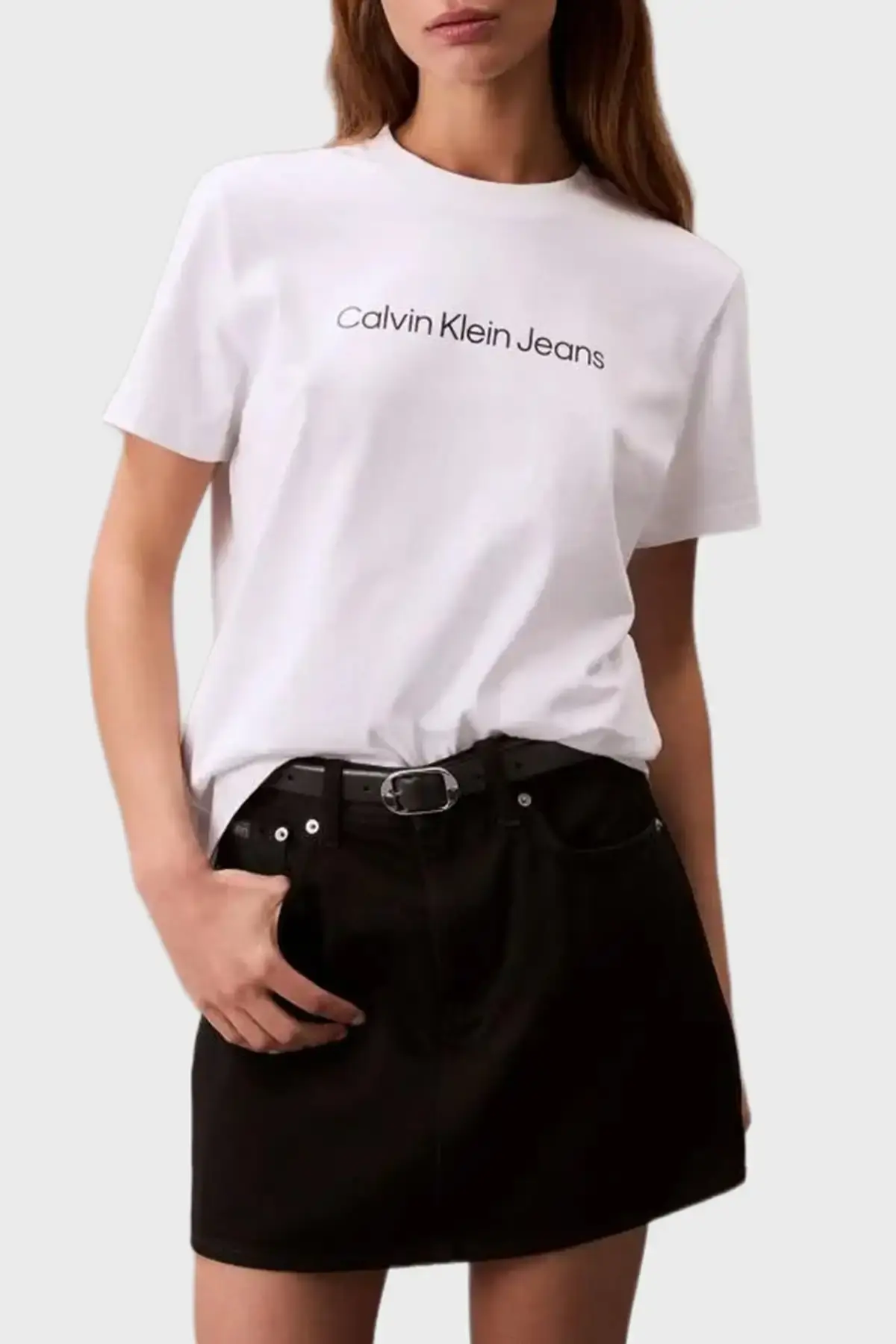 Calvin Klein A- INST. LOGO CLASSIC TEE SS Beyaz Kadın Tişört Calvin Klein A- INST. LOGO CLASSIC TEE SS Beyaz Kadın Tişört