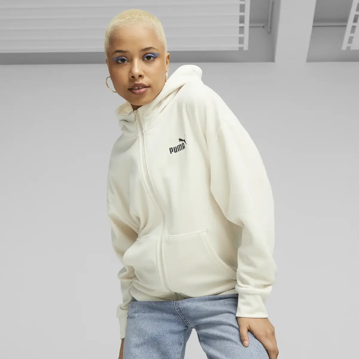 Puma ESS ELEVATED Full-Zip Hoodie Beyaz Kadın Hoodie