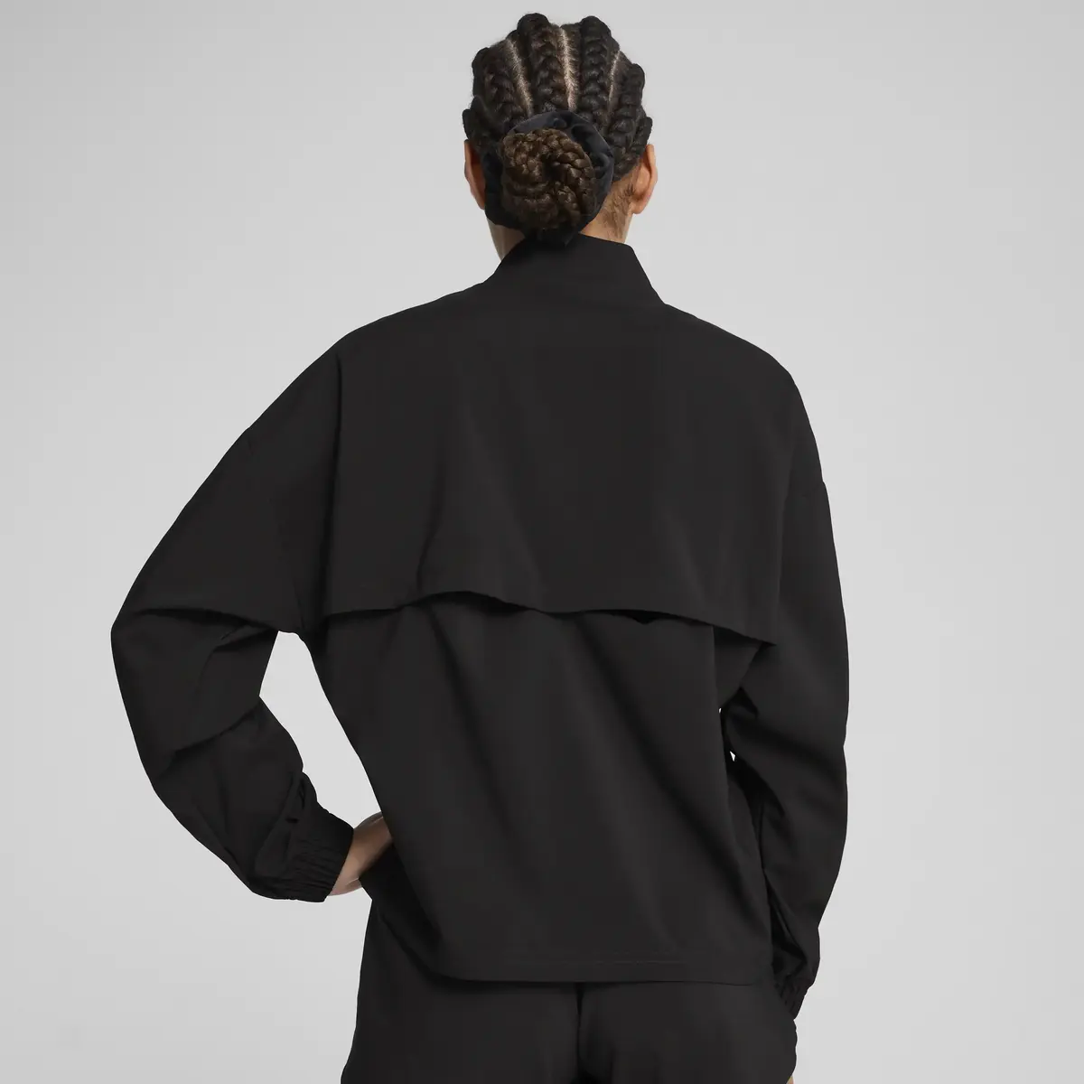 PUMA STRONG WOVEN JACKET Siyah Kadın Ceket