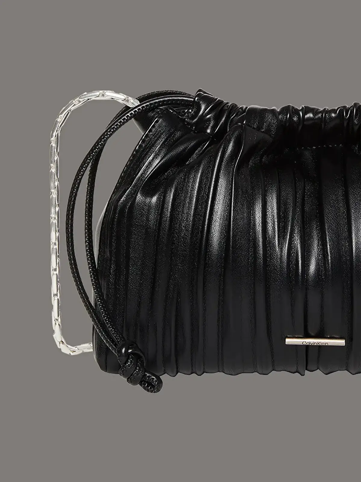 Calvin Klein PLISSE DRAWSTRING BAG Siyah Kadın El Çantası