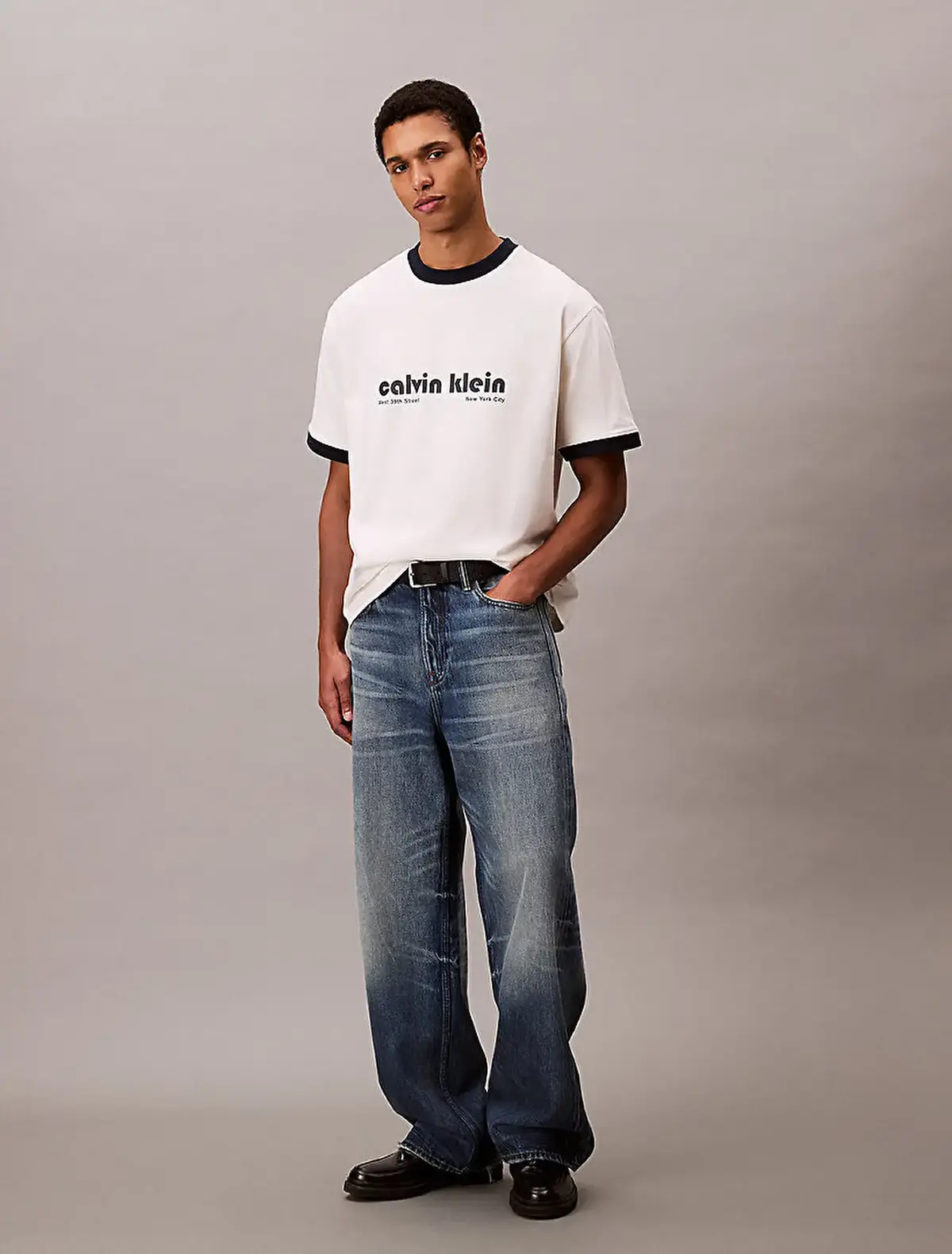 Calvin Klein SS RETRO LOGO RINGER 16S RLXD TE Bej Erkek Tişört Calvin Klein SS RETRO LOGO RINGER 16S RLXD TE Bej Erkek Tişört