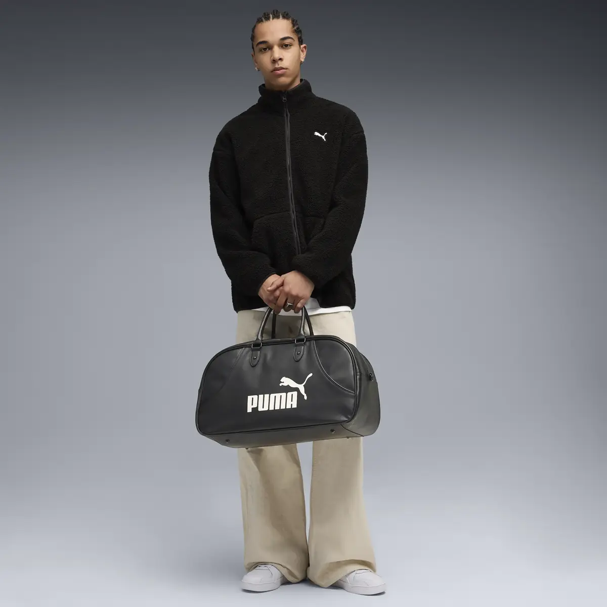 PUMA ESS ELEVATED Sherpa Full-Zip Erkek Siyah Fermuarlı Sweatshirt