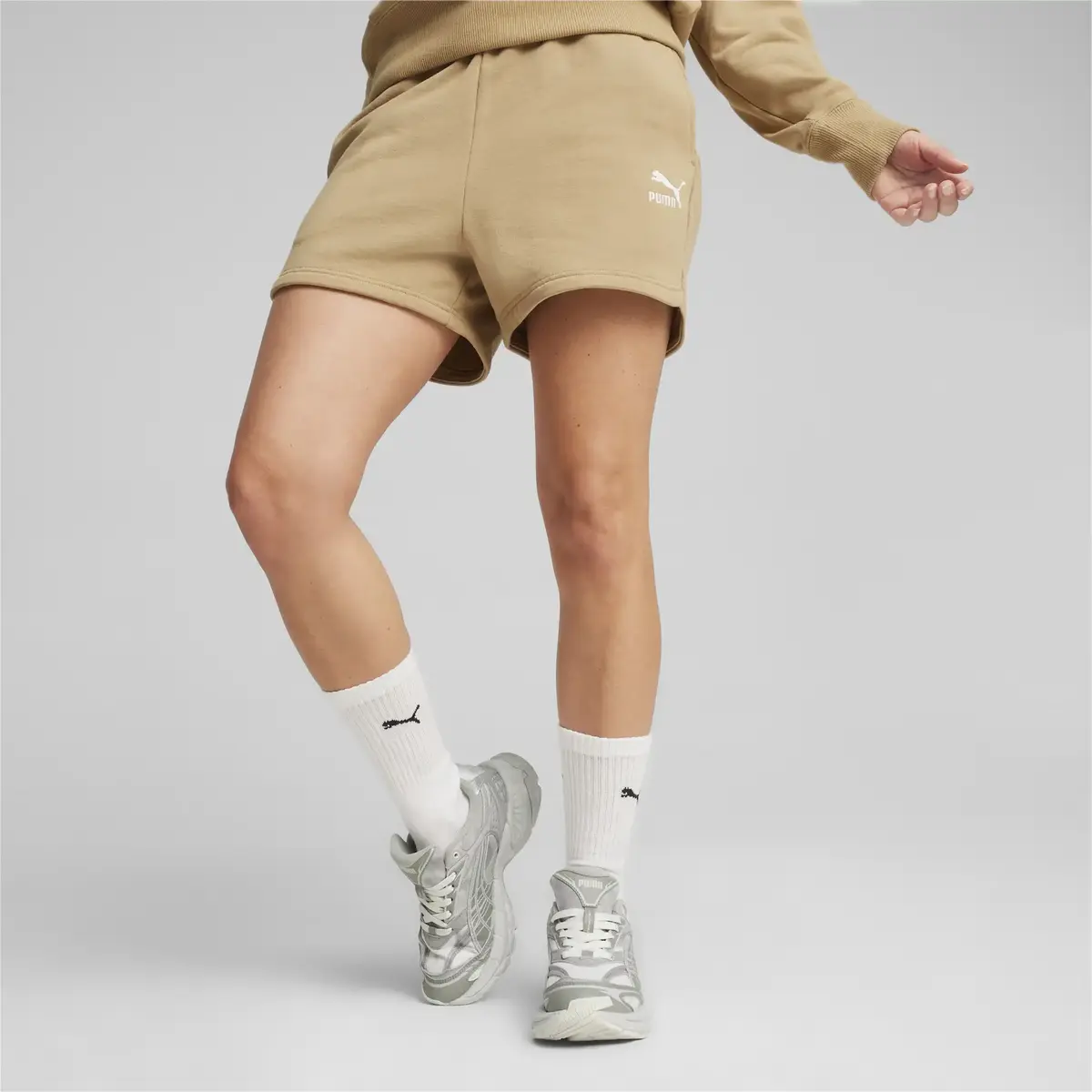 Puma BETTER CLASSICS Shorts TR Bej Kadın Şort