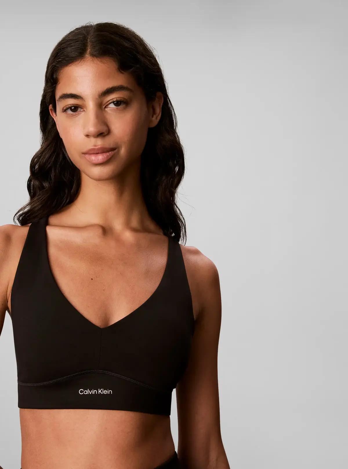 Calvin Klein SOFT SPORT MEDIUM SU, UB1 Siyah Kadın Sporcu Sütyeni