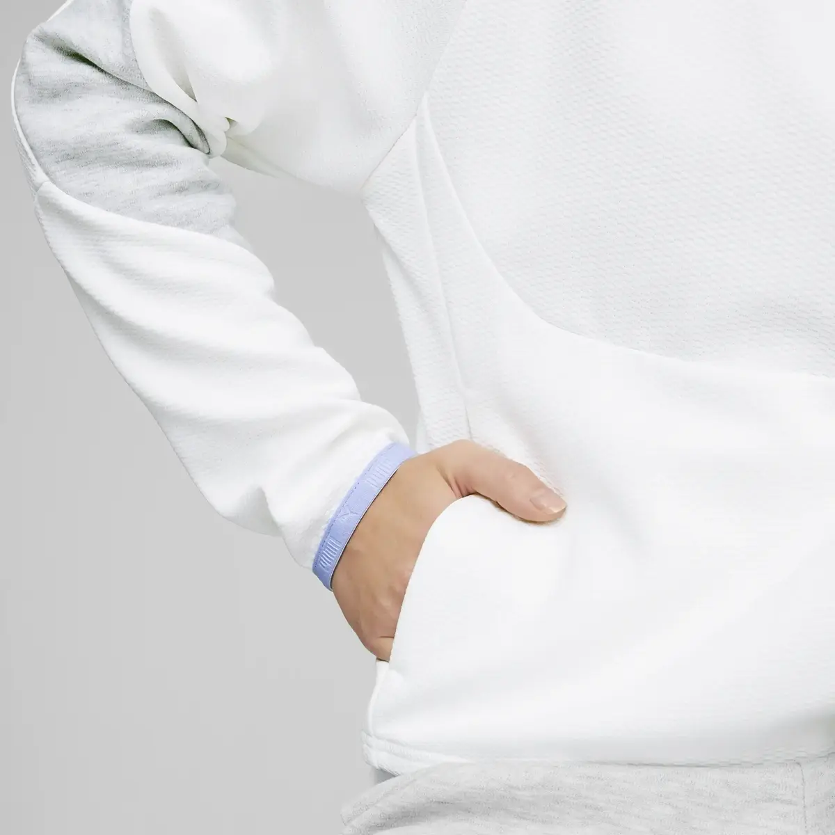 Puma EVOSTRIPE Half-Zip Crew PUMA White Beyaz Kadın Yarım Fermuarlı Sweatshirt