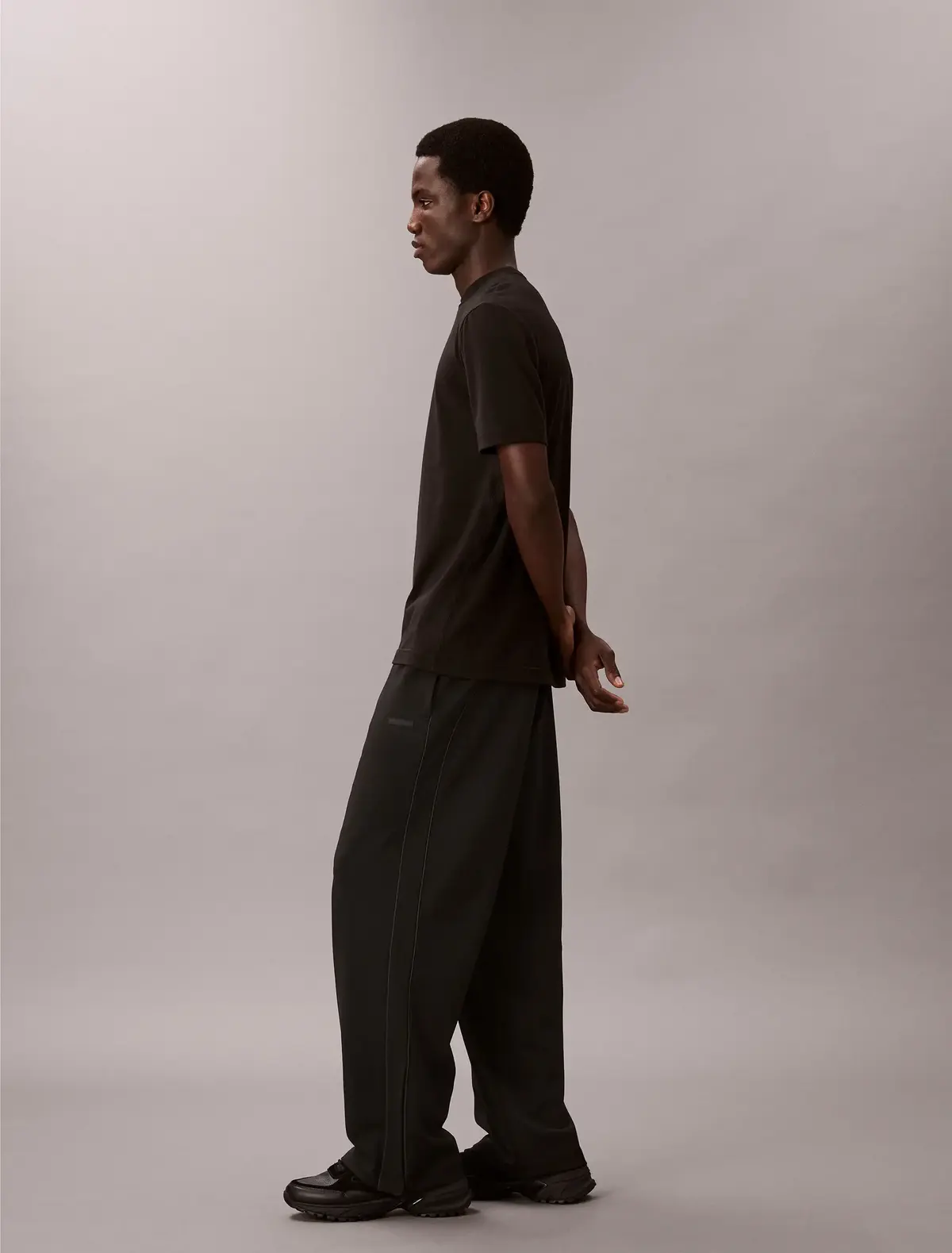 Calvin Klein LIFESTYLE SS TEE, UB1 Siyah Erkek T-Shirt