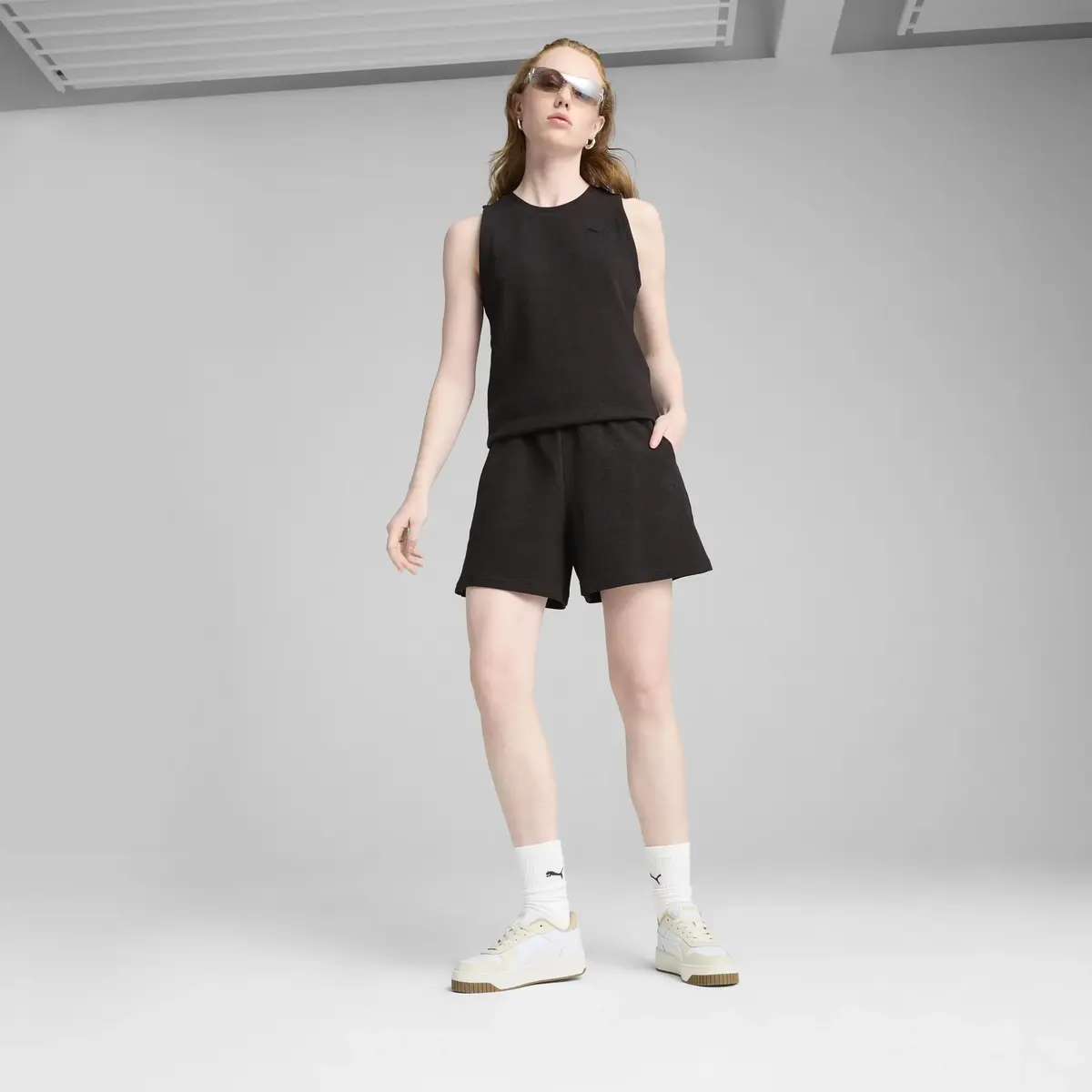 PUMA HER High-Waist Shorts Siyah Kadın Şort