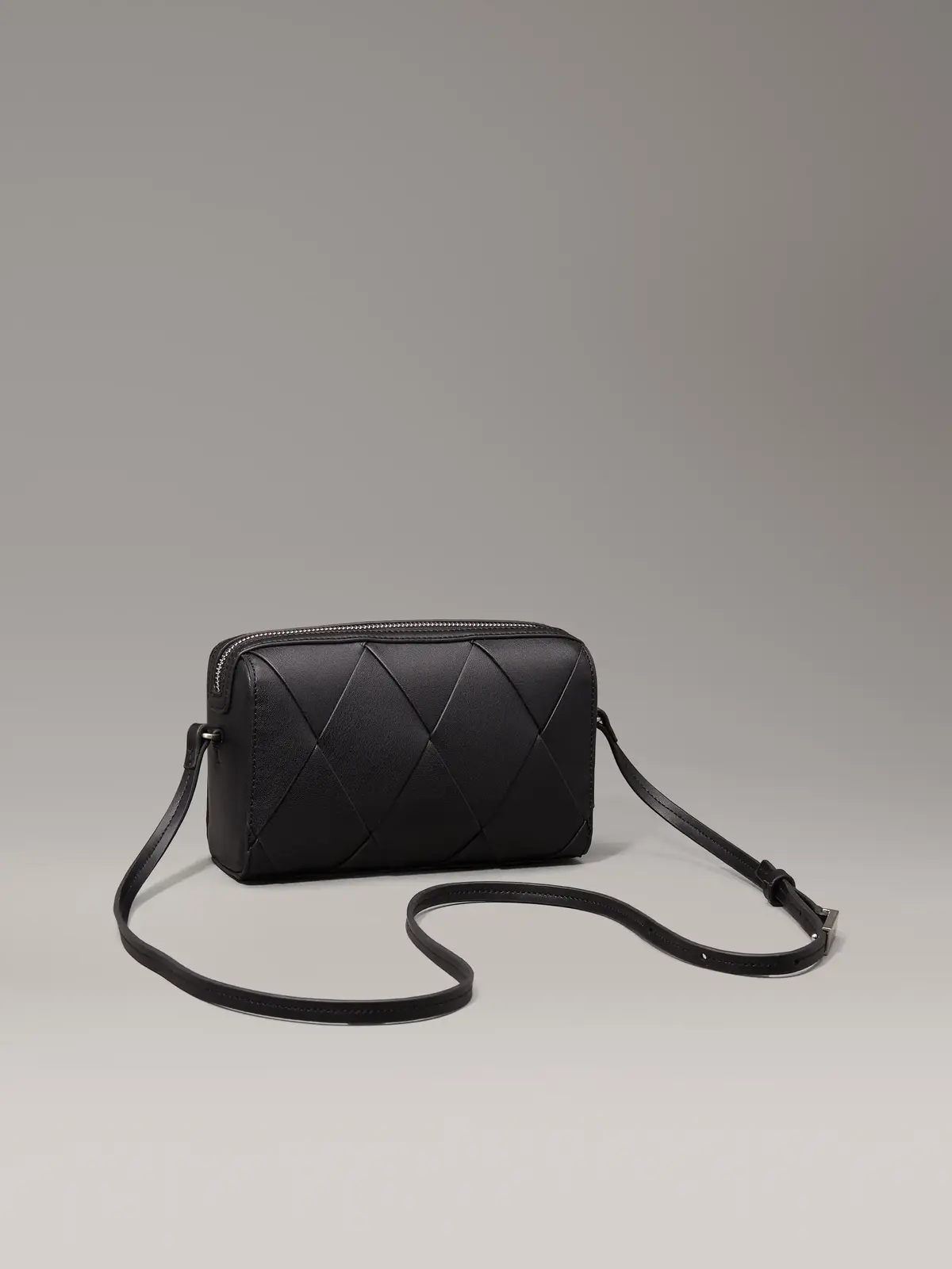 Calvin Klein CK WOVEN CAMERA BAG, BEH Siyah Kadın Çanta