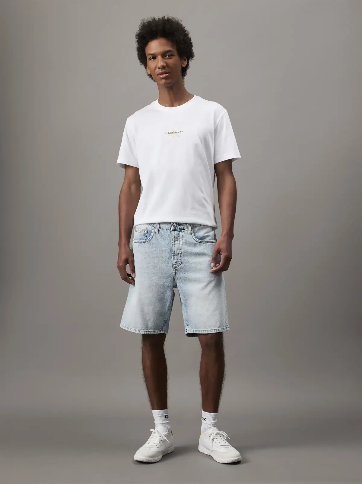 Calvin Klein MONOLOGO TEE, YAF Beyaz Erkek T-Shirt & Polo