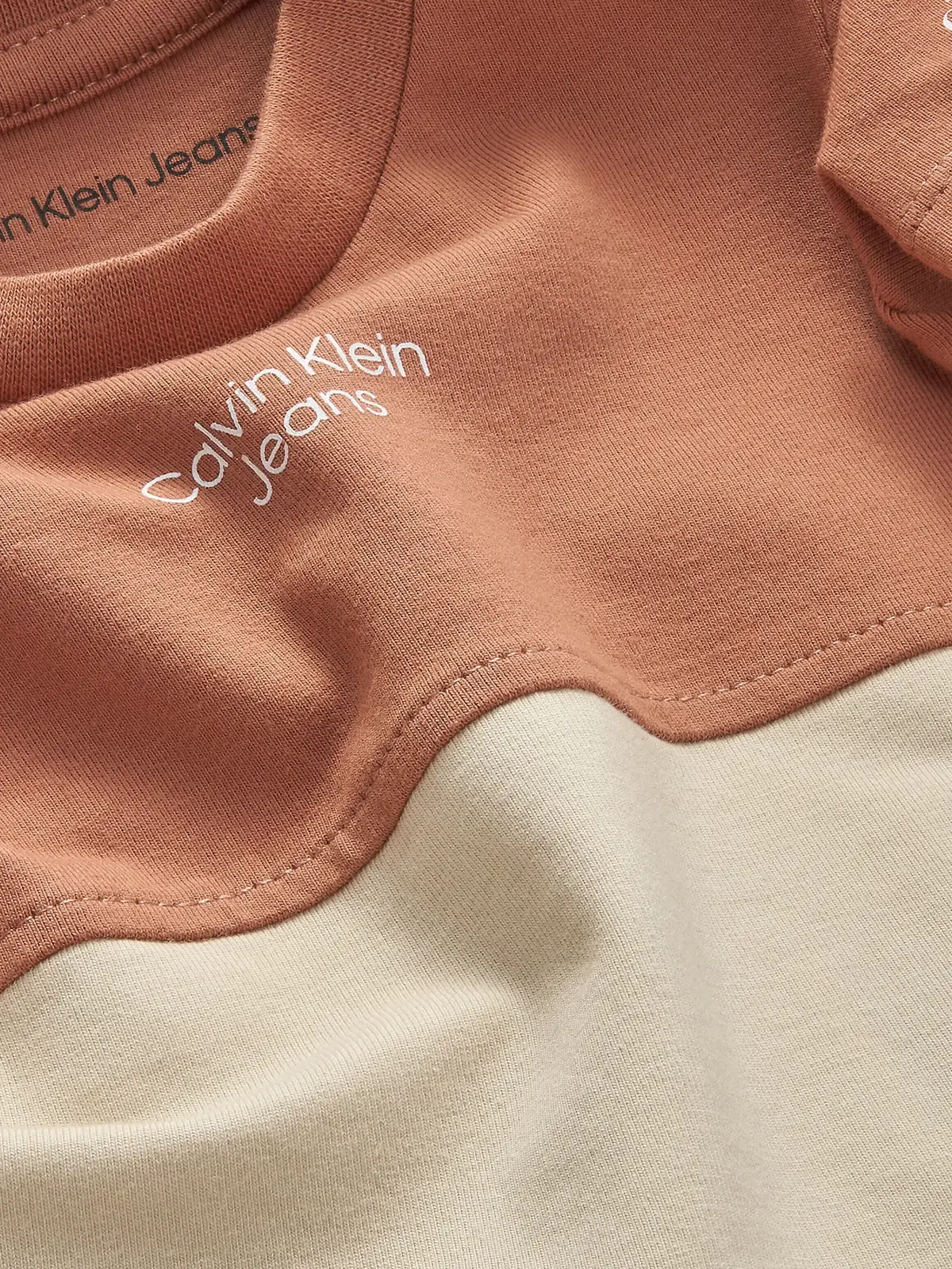 Calvin Klein COLOUR BLOCK SS T-SH Bebek Kahverengi T-Shirt