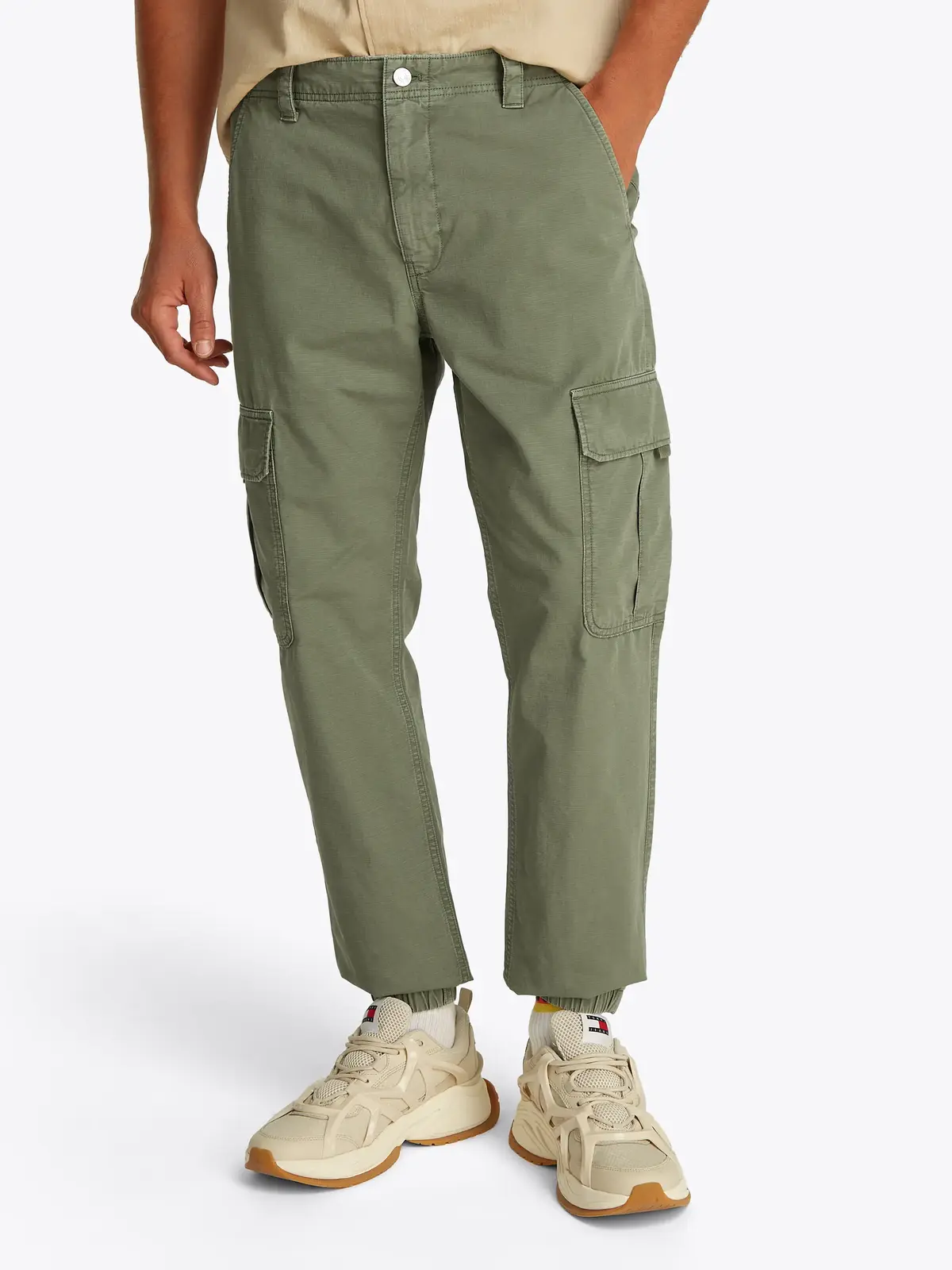 TJM RYAN CARGO, MR6