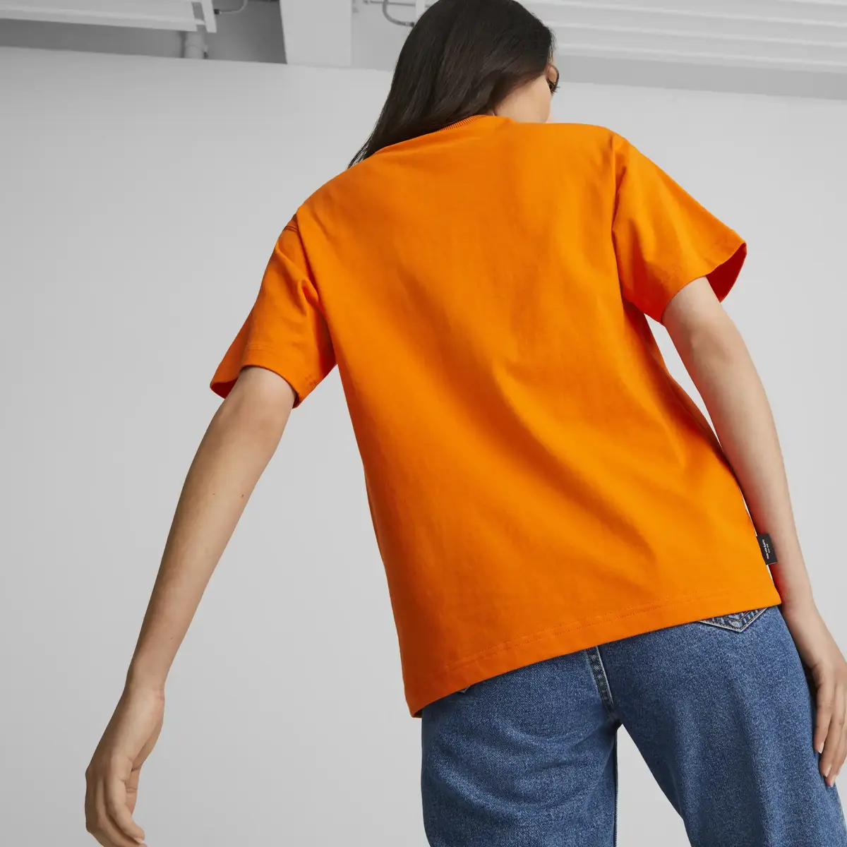 Puma DOWNTOWN Relaxed Graphic Tee Turuncu Kadın T-Shirt