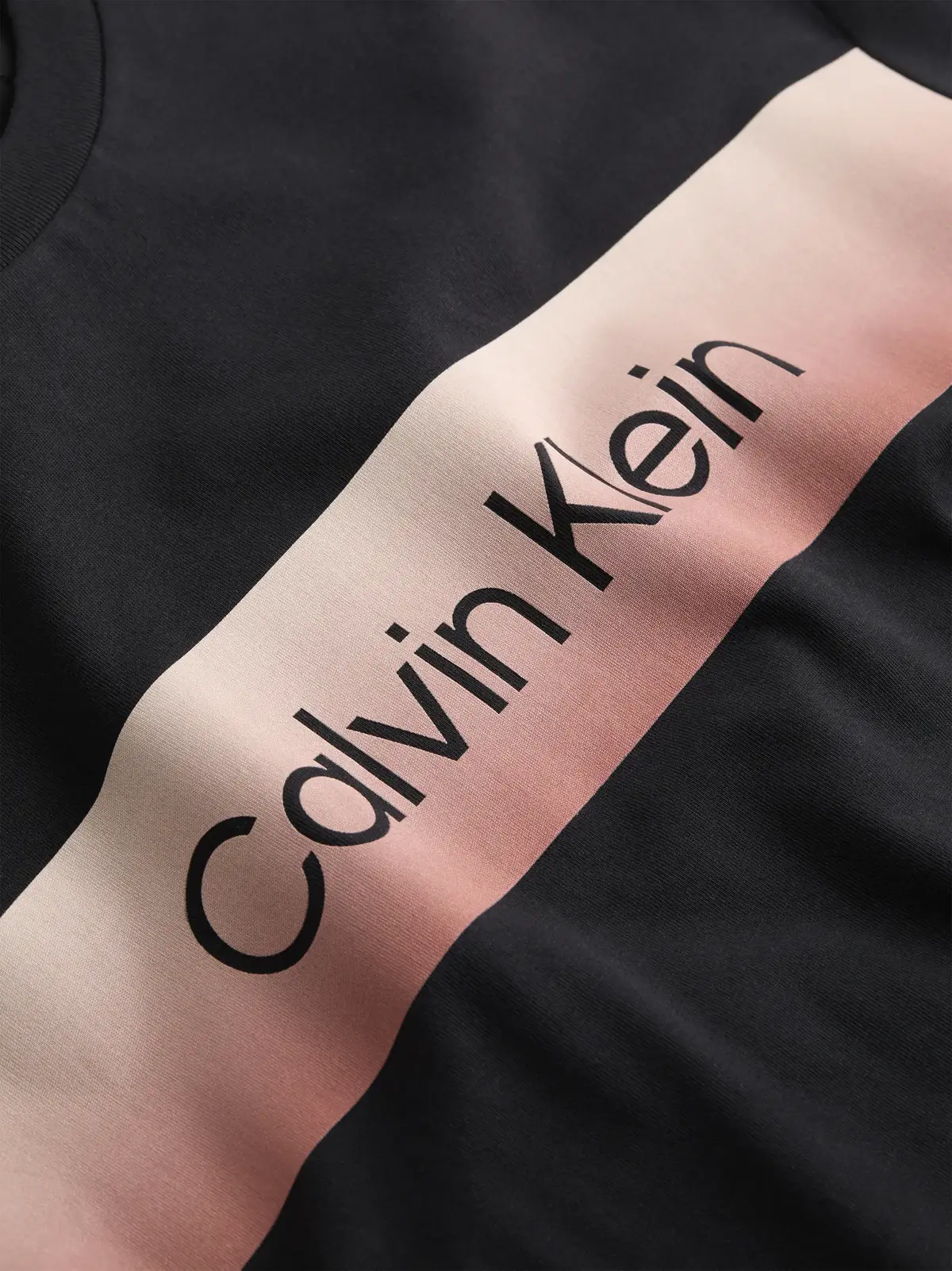 Calvin Klein LINEAR OMBRE CHEST L, BEH Siyah Erkek T-Shirt & Polo