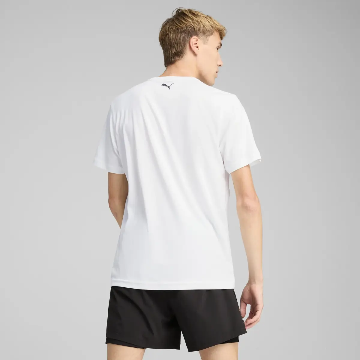 Puma GRAPHICS RUNNING ILLUSTRATIO Beyaz Erkek T-Shirt