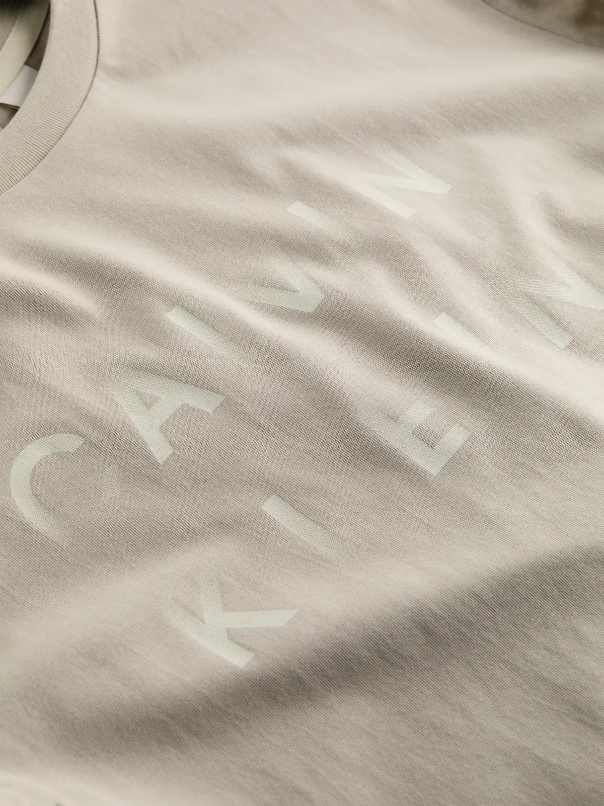 Calvin Klein CP-ENLARGED LOGO T-S, PE0 Krem Erkek T-Shirt & Polo