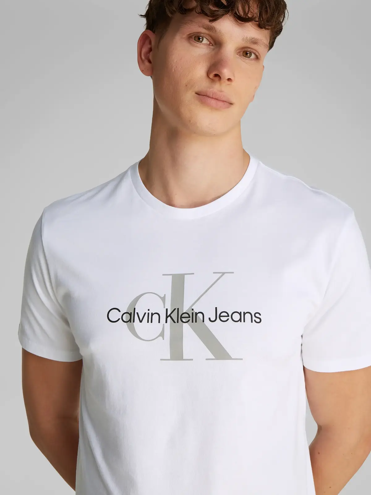 Calvin Klein SS HERO MONOLOGO TEE, YAA Beyaz Erkek T-Shirt & Polo