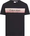 Calvin Klein LINEAR OMBRE CHEST L, BEH Siyah Erkek T-Shirt & Polo