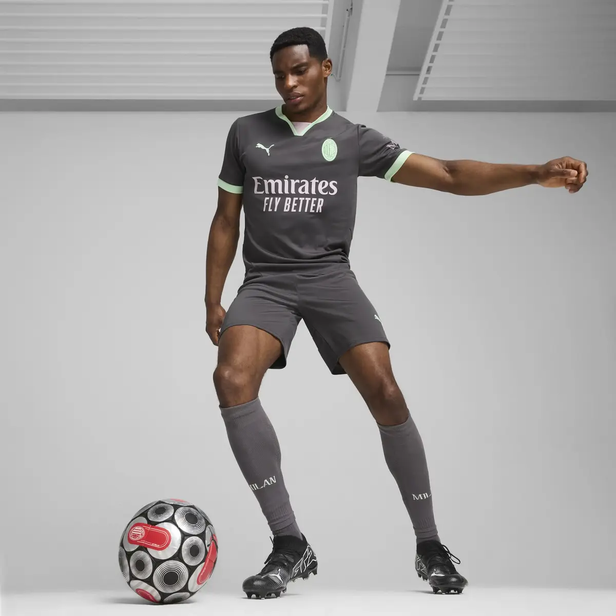 PUMA ACM Third Jersey Replica Gri Erkek Forma