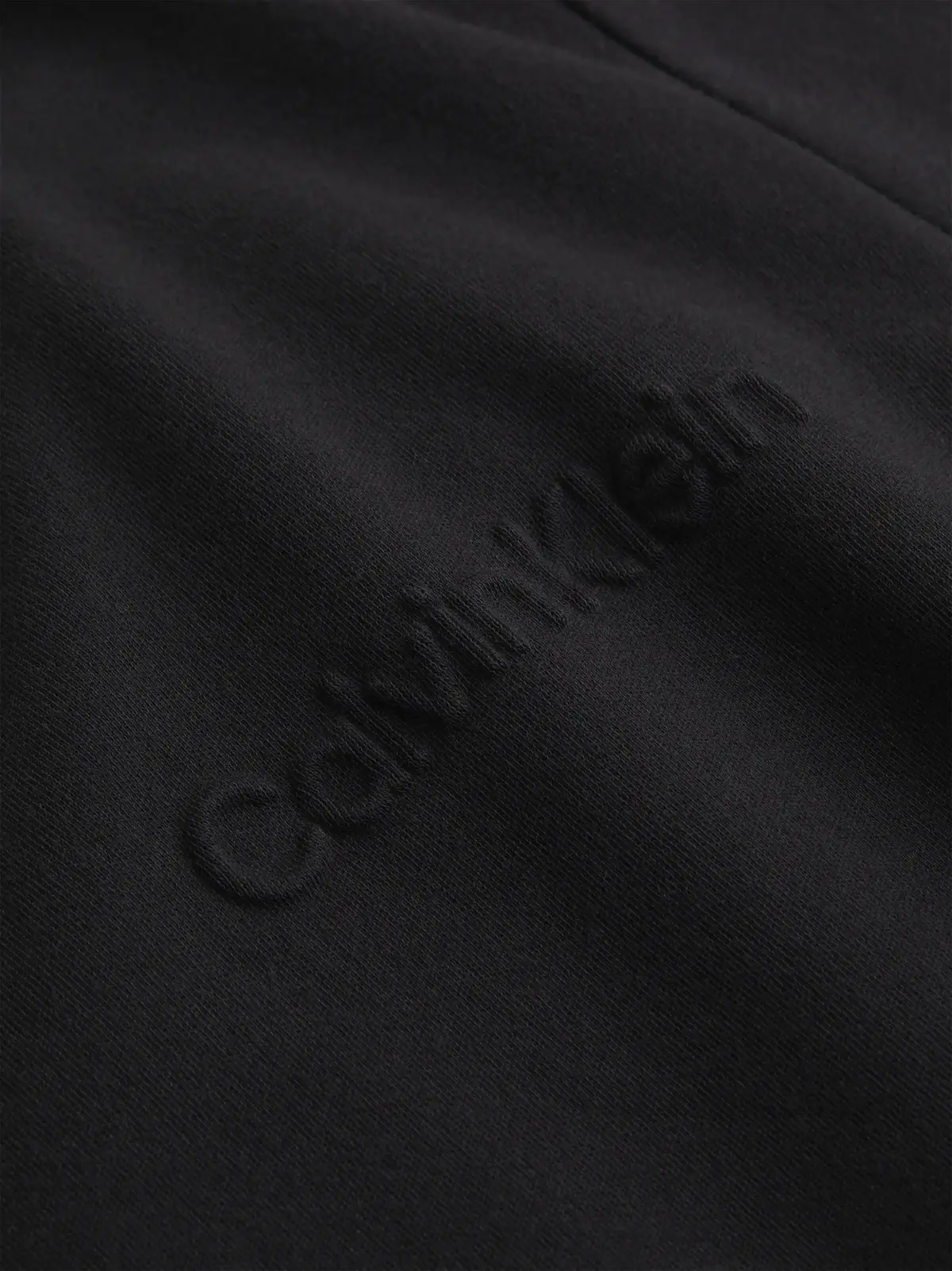 Calvin Klein EMBOSSED LOGO T-SHIR Erkek Siyah T-Shirt