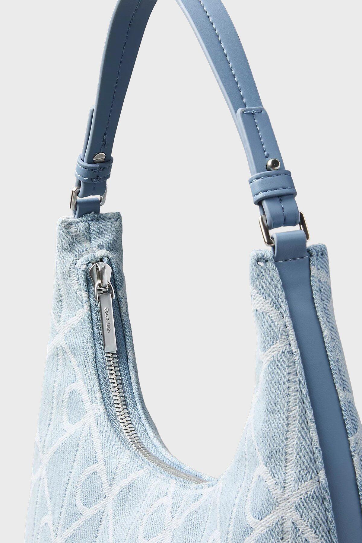 Calvin Klein EMBLEM AOP DENIM SHO Mavi Kadın Omuz Çantası