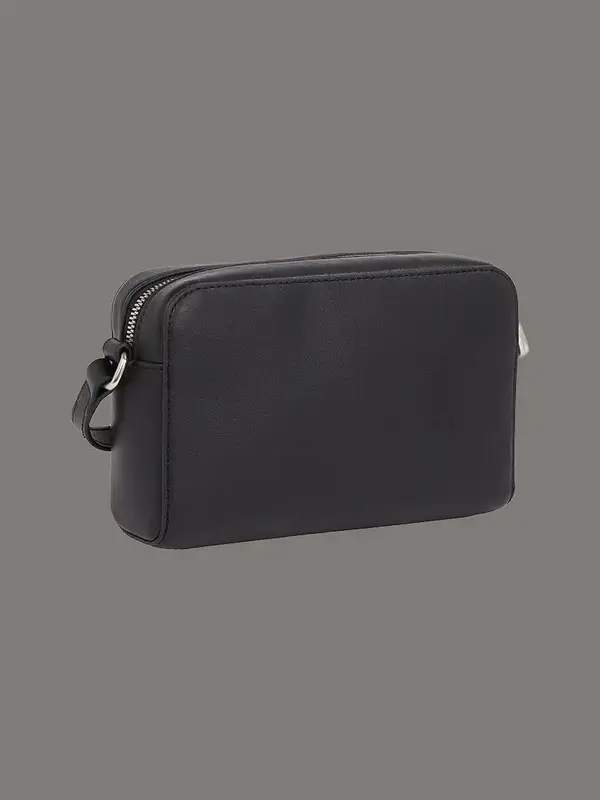 Calvin Klein SCULPTED EW CAMERA BAG20 Siyah Kadın El Çantası