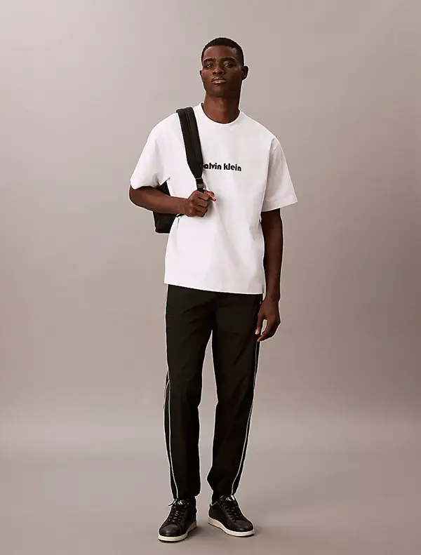 Calvin Klein RELAXED CRINKLE NYLON TRACK PANT Siyah Erkek Pantolon