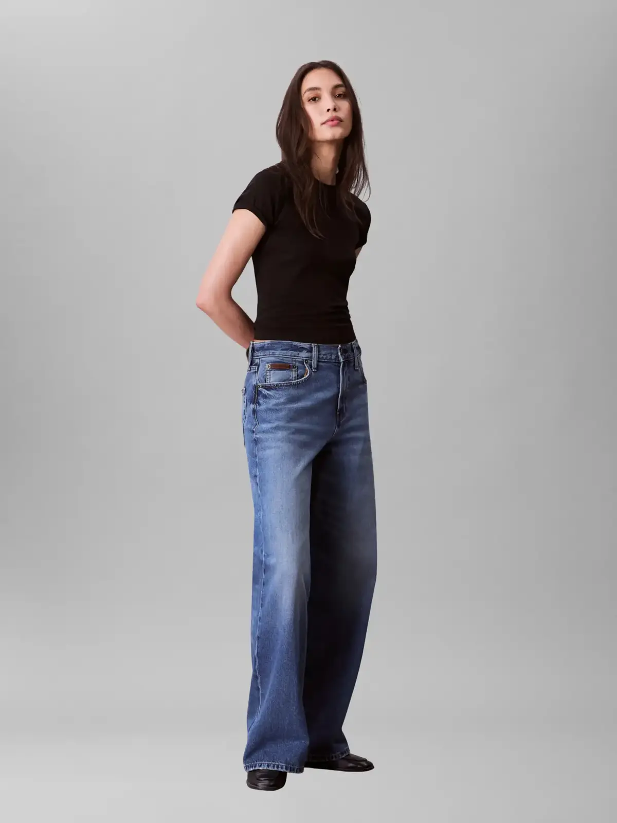 Calvin Klein SS SUPIMA CREWNECK, UB1 Siyah Kadın T-Shirt
