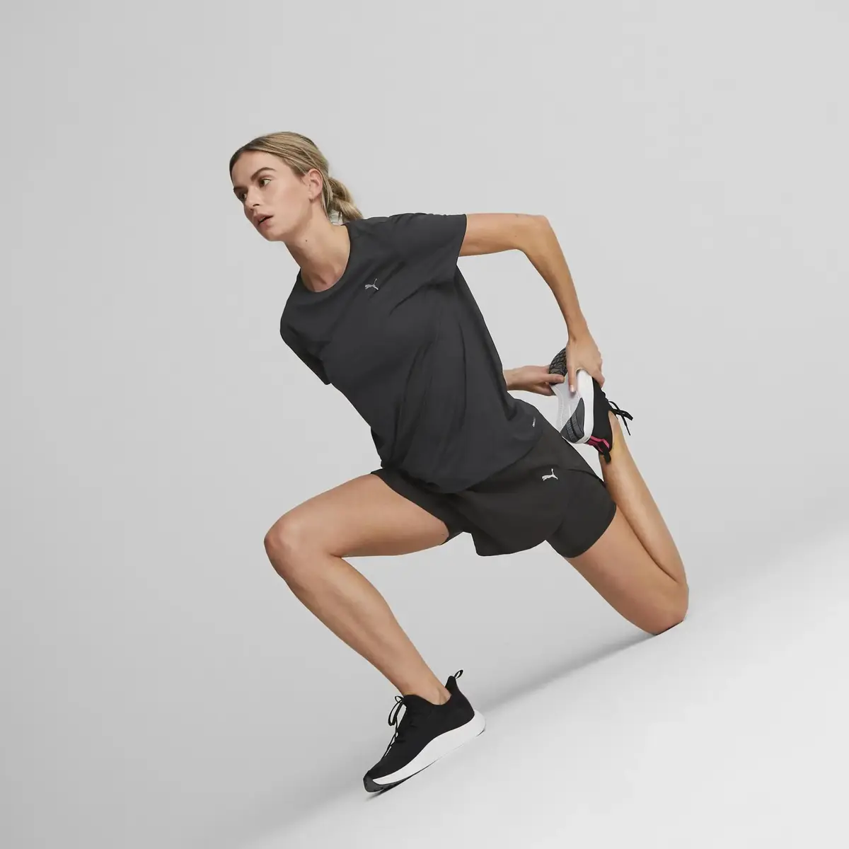 RUN FAV WOVEN 2IN1 SHORT Erkek Siyah Antrenman Şort
