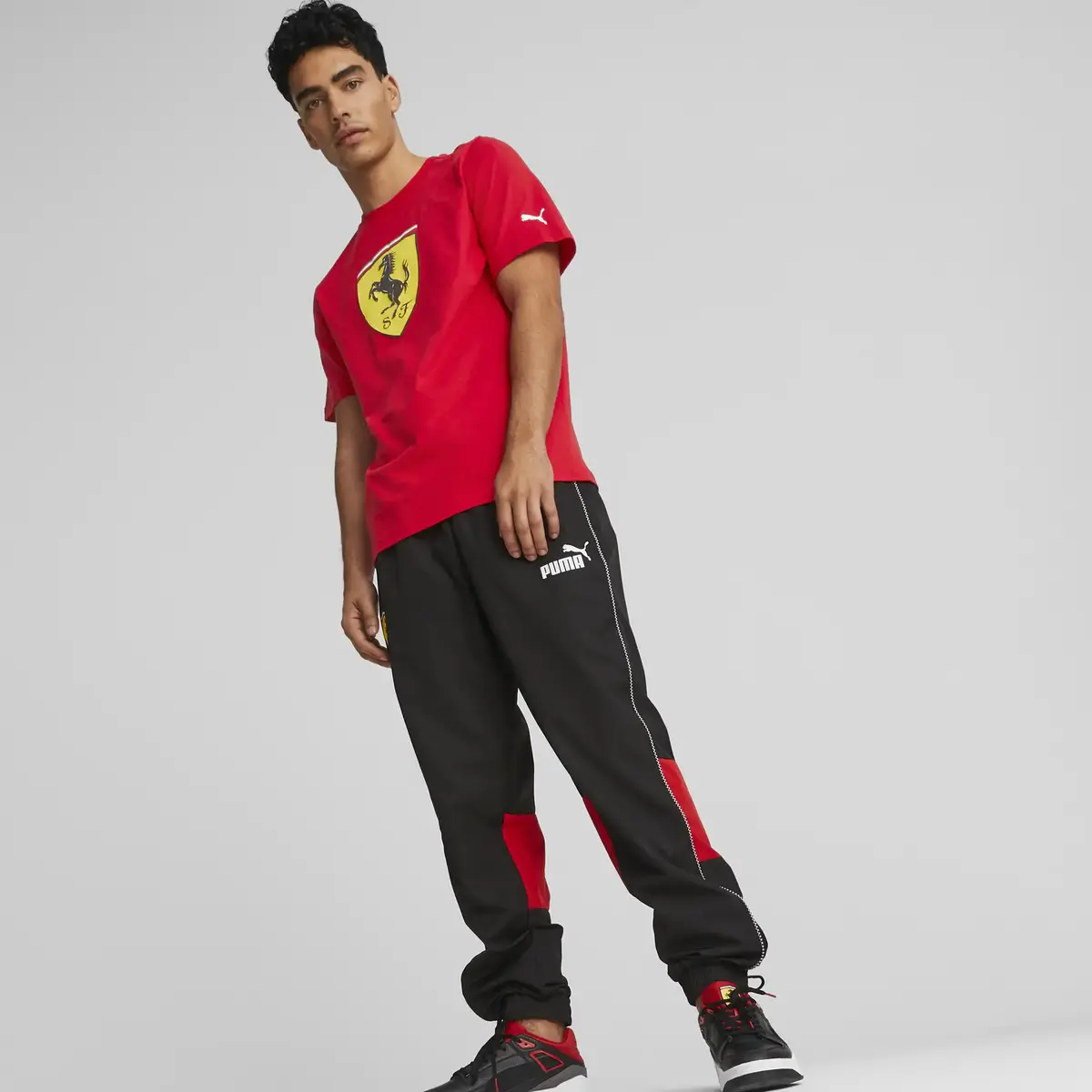Puma Ferrari Race Big Shld T Clrd Kırmızı Erkek T-Shirt