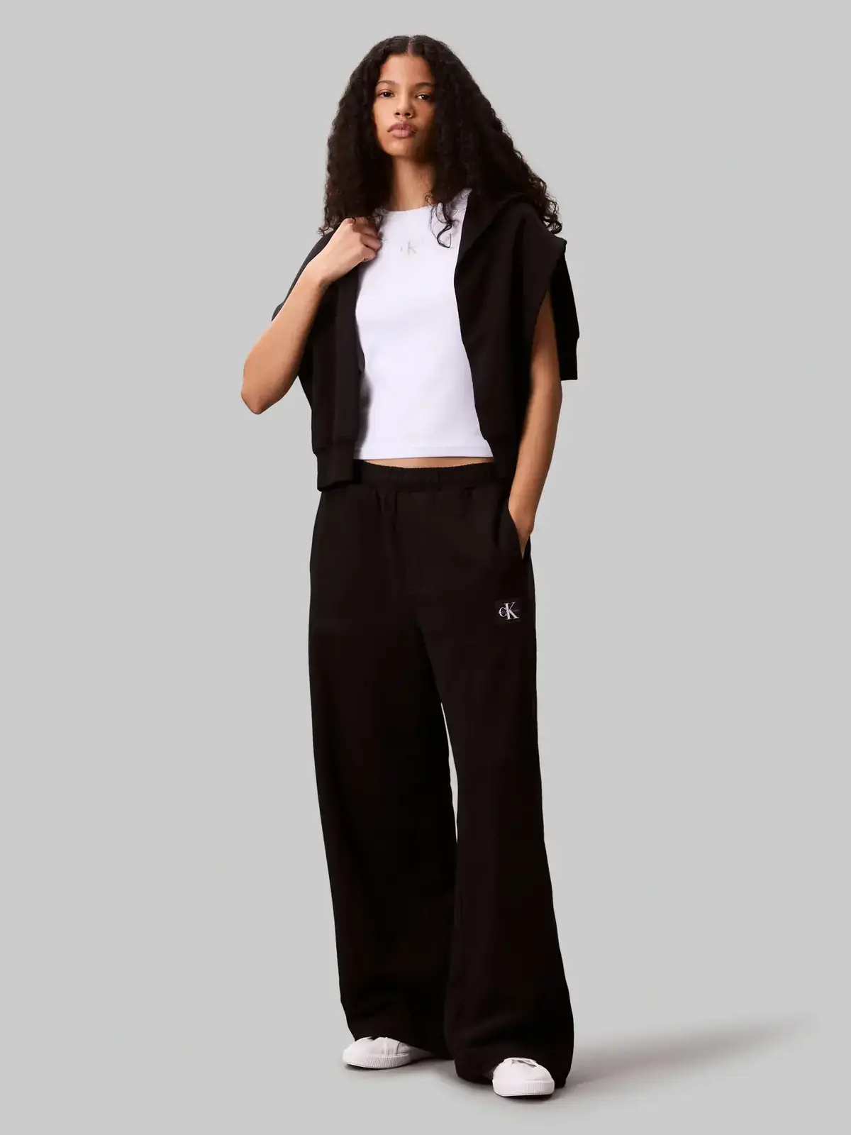 Calvin Klein A- FRENCH TERRY BADGE LOGO PANT Siyah Kadın Pantolon