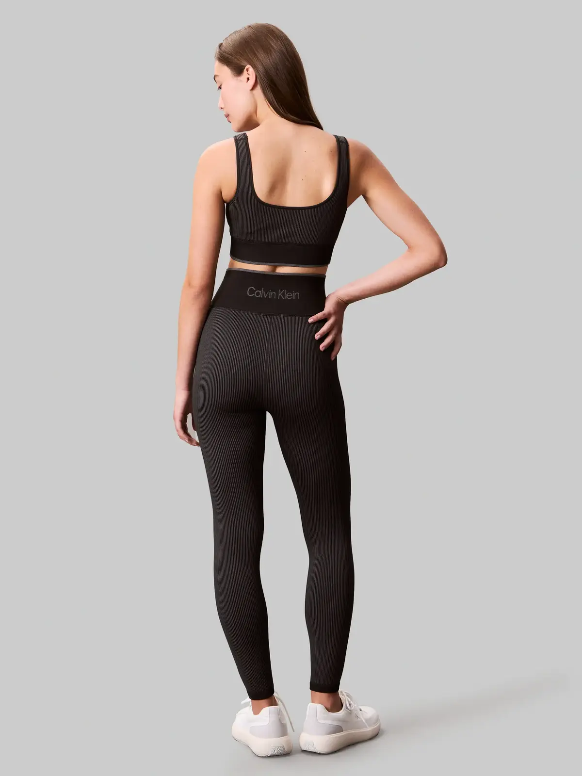 Calvin Klein WO - Seamless Sport, UB1 Siyah Kadın Sütyen & Bralet