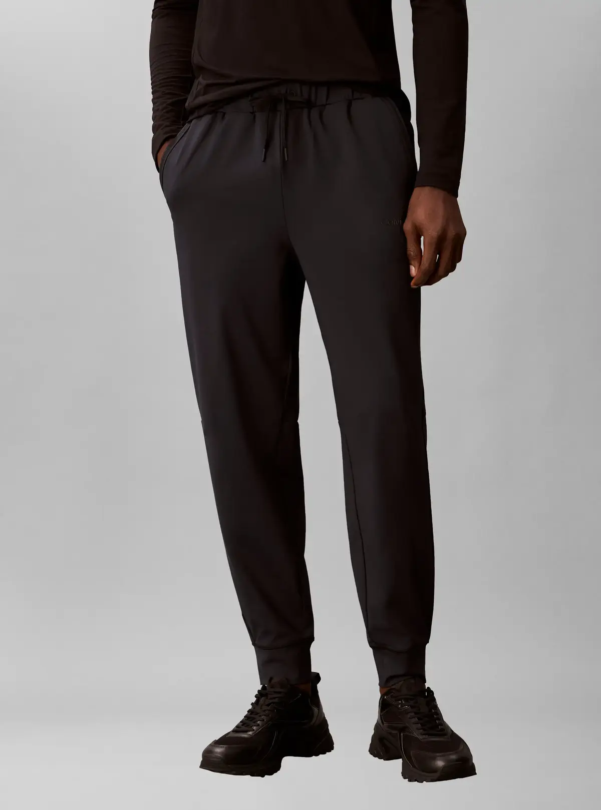 JOGGER, UB1