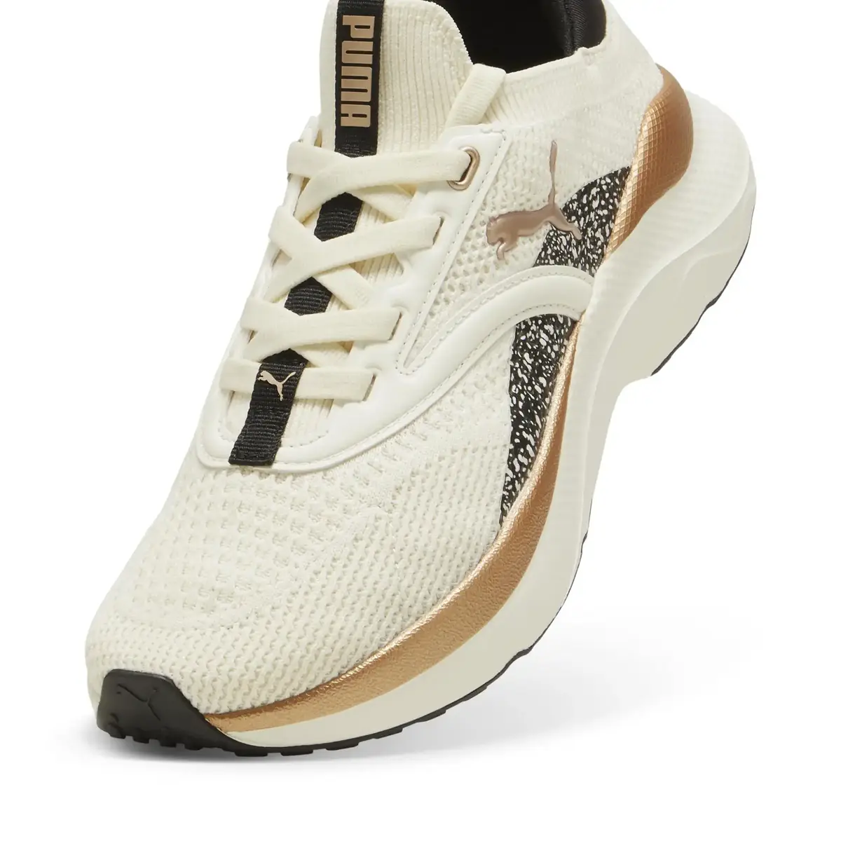 Puma Softride Mayve Leoprd II Wns Kırık Beyaz Kadın Yürüyüş ve Koşu Ayakkabısı