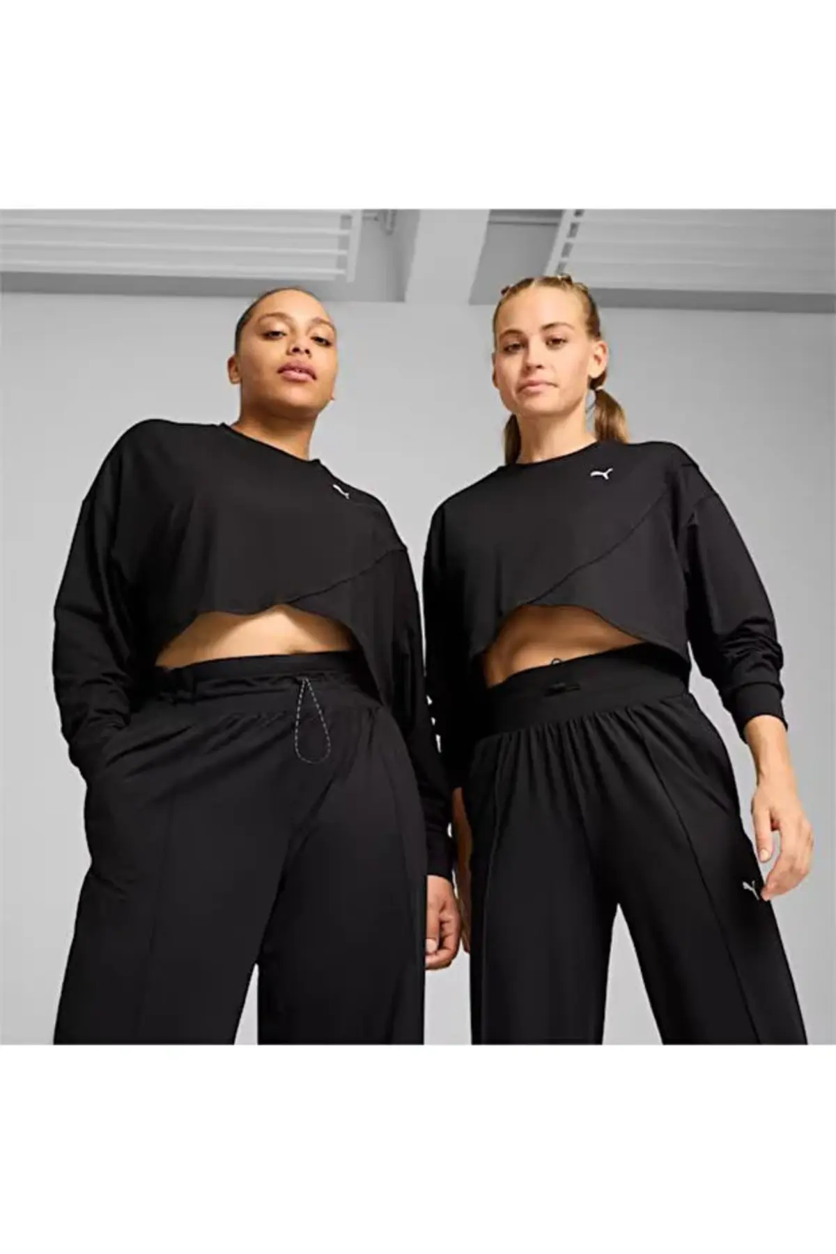 Puma CLOUDSPUN CROSSOVER CREW Siyah Kadın Sweatshirt