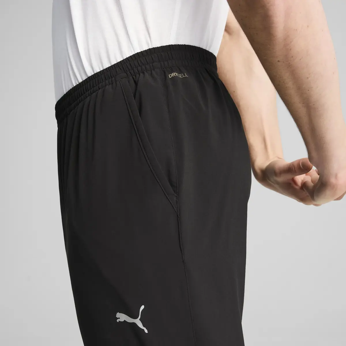 Puma RUN VELOCITY TAPERED PANT Siyah Erkek Eşofman Altı