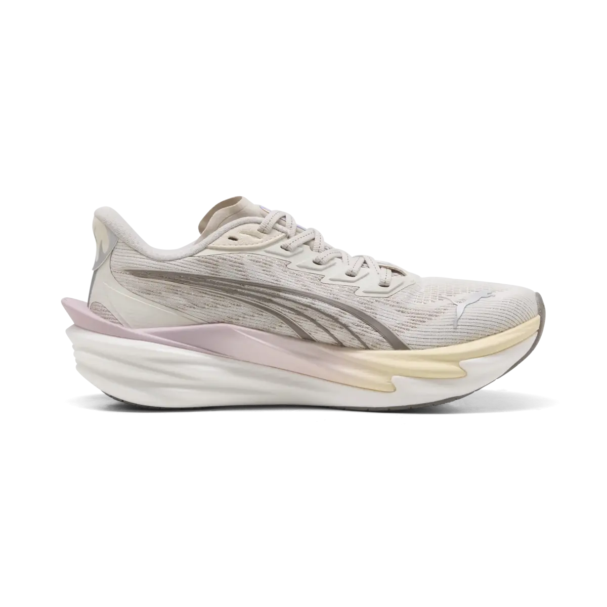 PUMA Deviate NITRO 4 Wns Krem KadınYürüyüş ve Koşu Ayakkabısı
