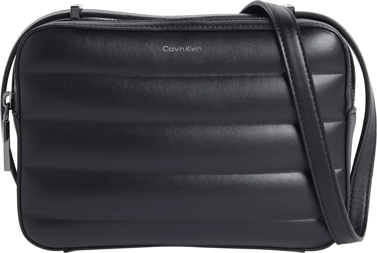 Calvin Klein LINE QUILT CAMERA BA Kadın Siyah Omuz Çanta