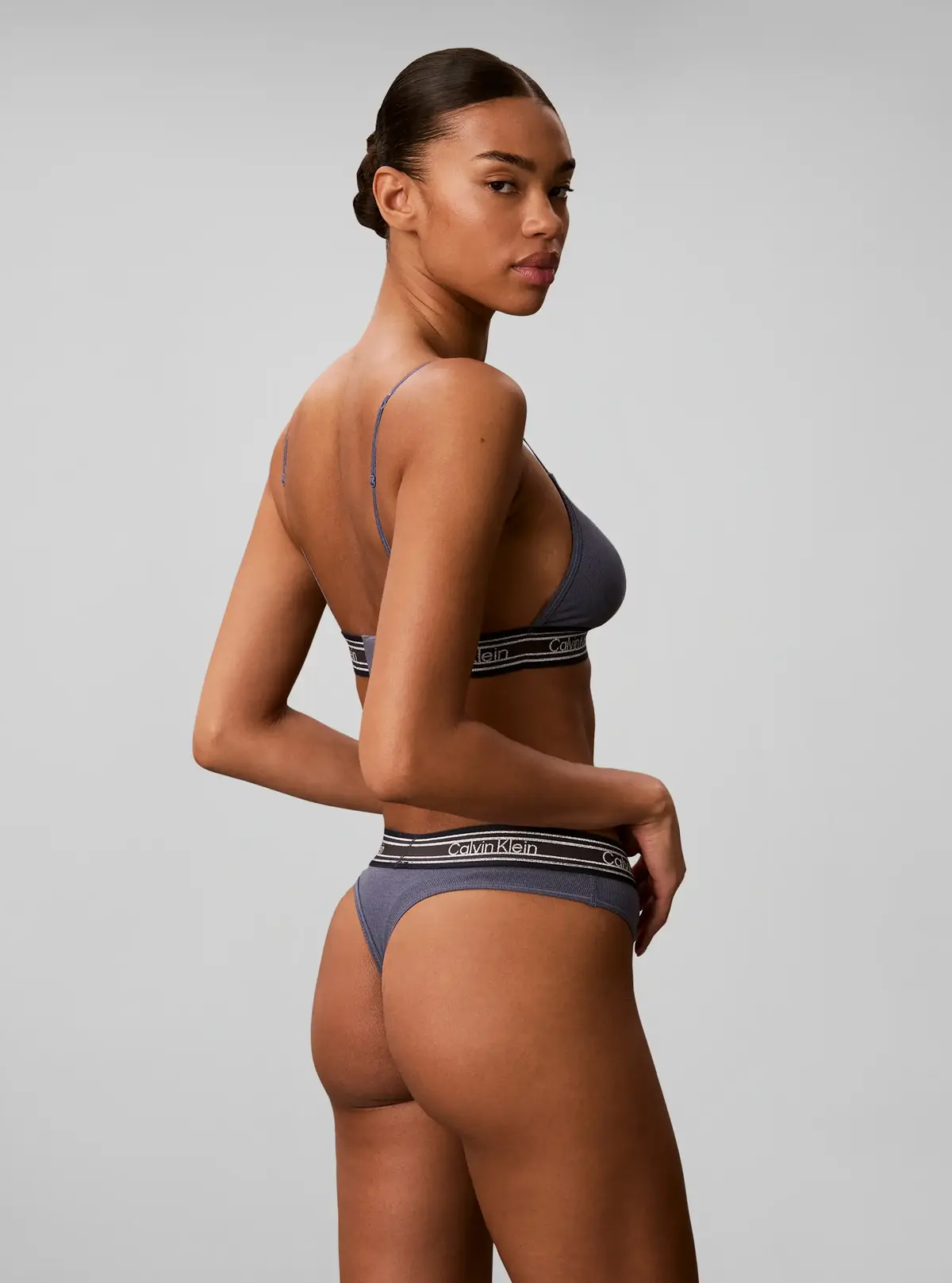 Calvin Klein THONG Gri Tanga
