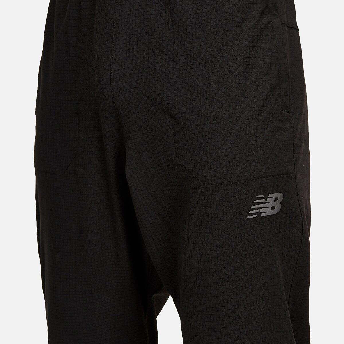 New Balance MNP1446 Erkek Siyah Eşofman Altı