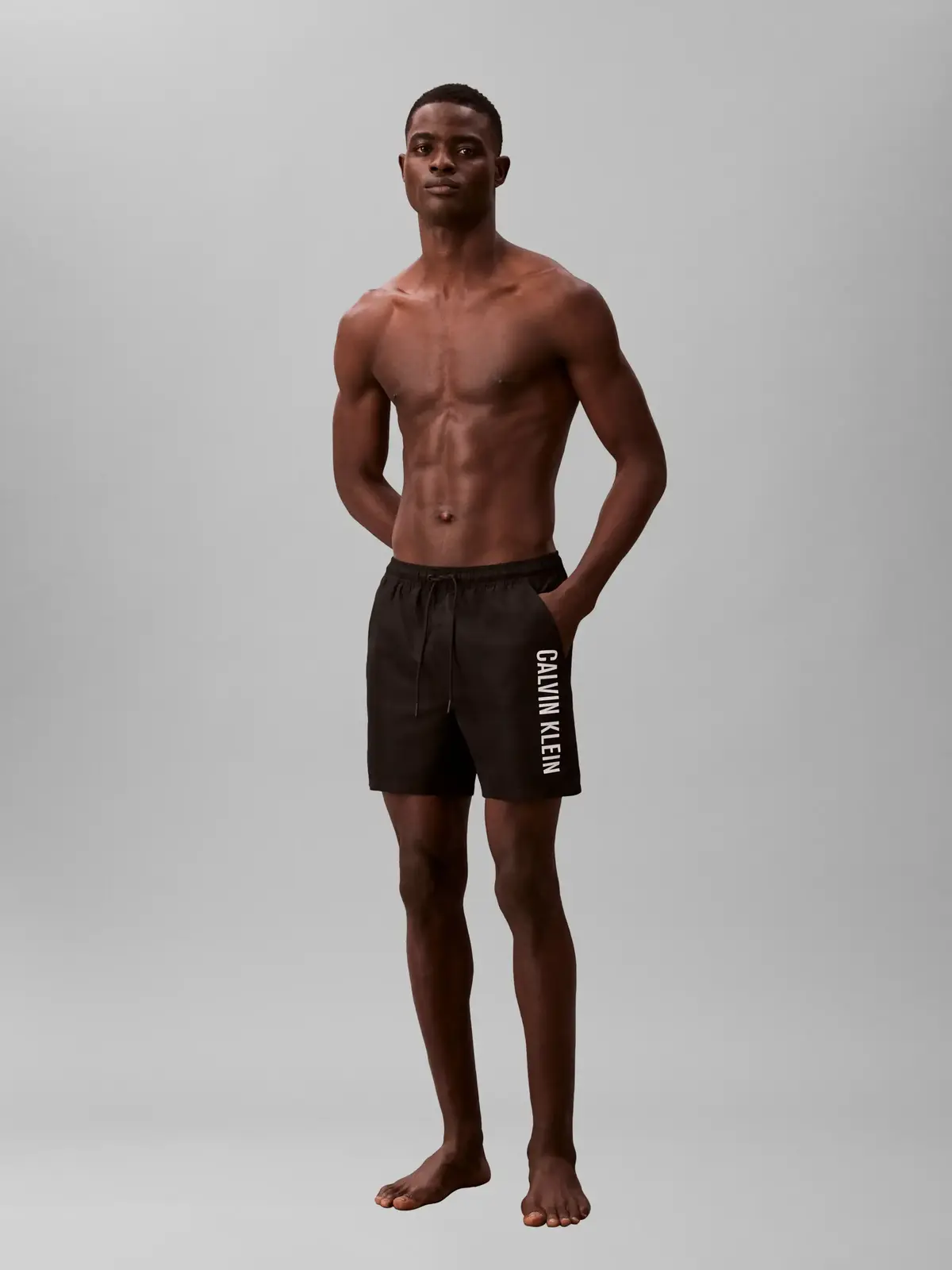 Calvin Klein MEDIUM DRAWSTRING Siyah Erkek Orta Boy Deniz Şortu