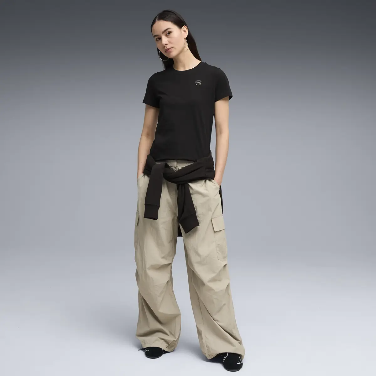 Puma ESS ELEVATED Tee TK W Siyah Kadın T-Shirt