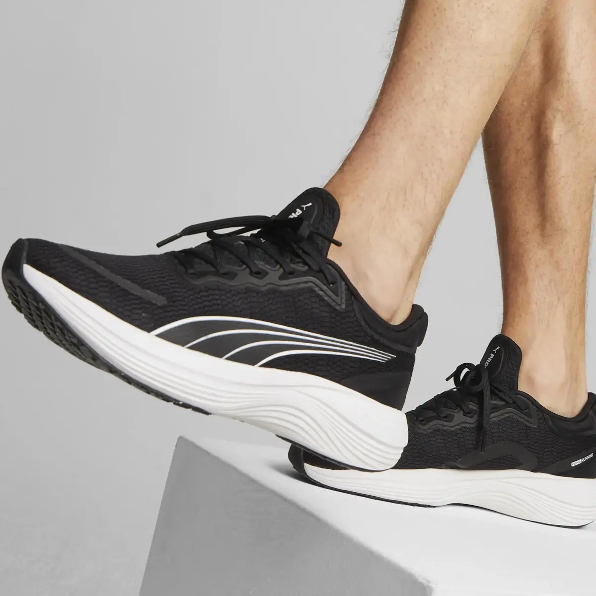 Puma Scend Pro Siyah Unisex Yürüyüş ve Koşu Ayakkabısı