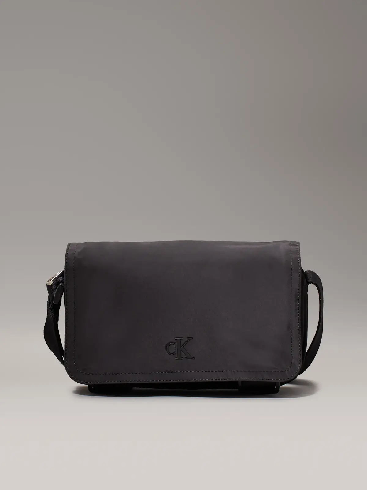 Calvin Klein OVER WEBBING CAMERA Erkek Siyah Omuz Çanta