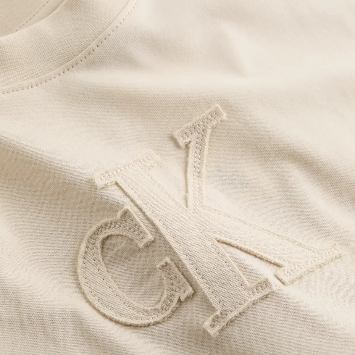 Calvin Klein CK APPLIQUE REGULAR, AEA Bej Kadın T-Shirt & Polo