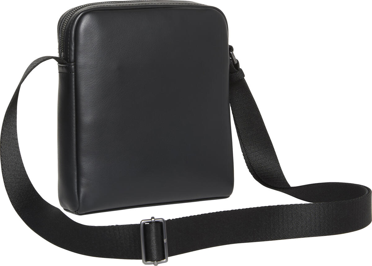 Calvin Klein BOLD CK REPORTER Siyah Erkek El Çantası Calvin Klein BOLD CK REPORTER Siyah Erkek El Çantası