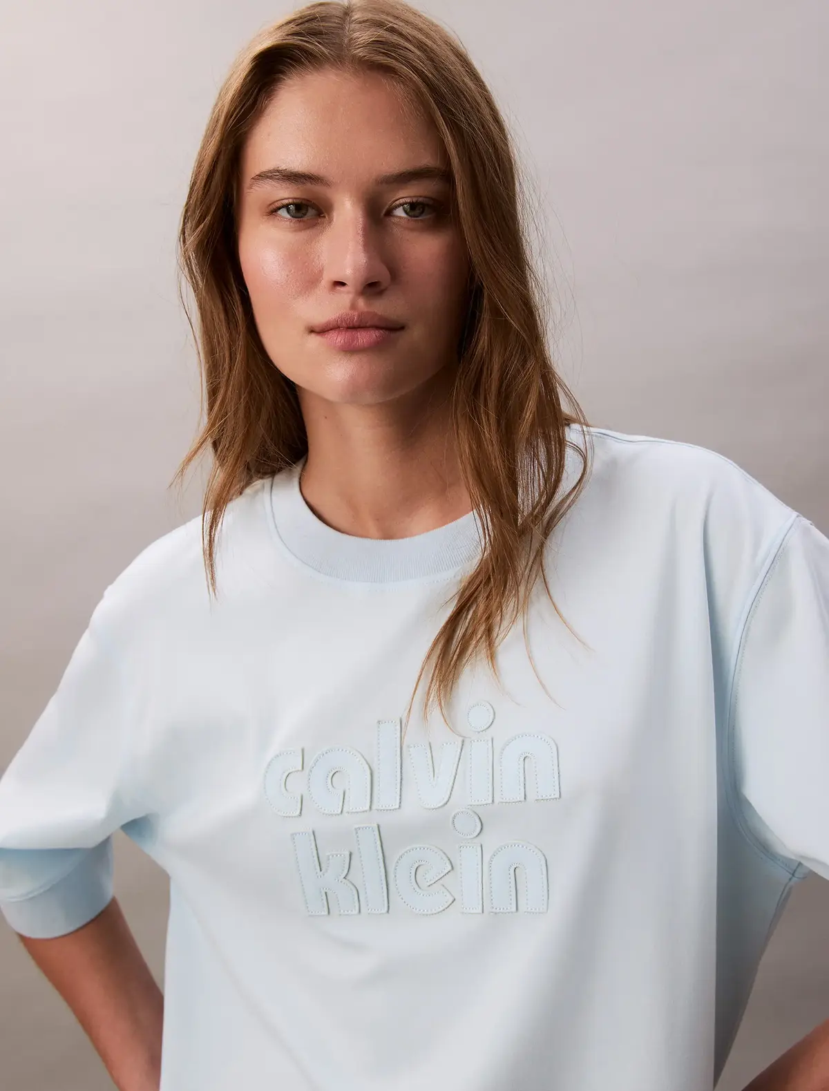 Calvin Klein A- OVERSIZED BOYFRIE, VFZ Açık Mavi Kadın T-Shirt