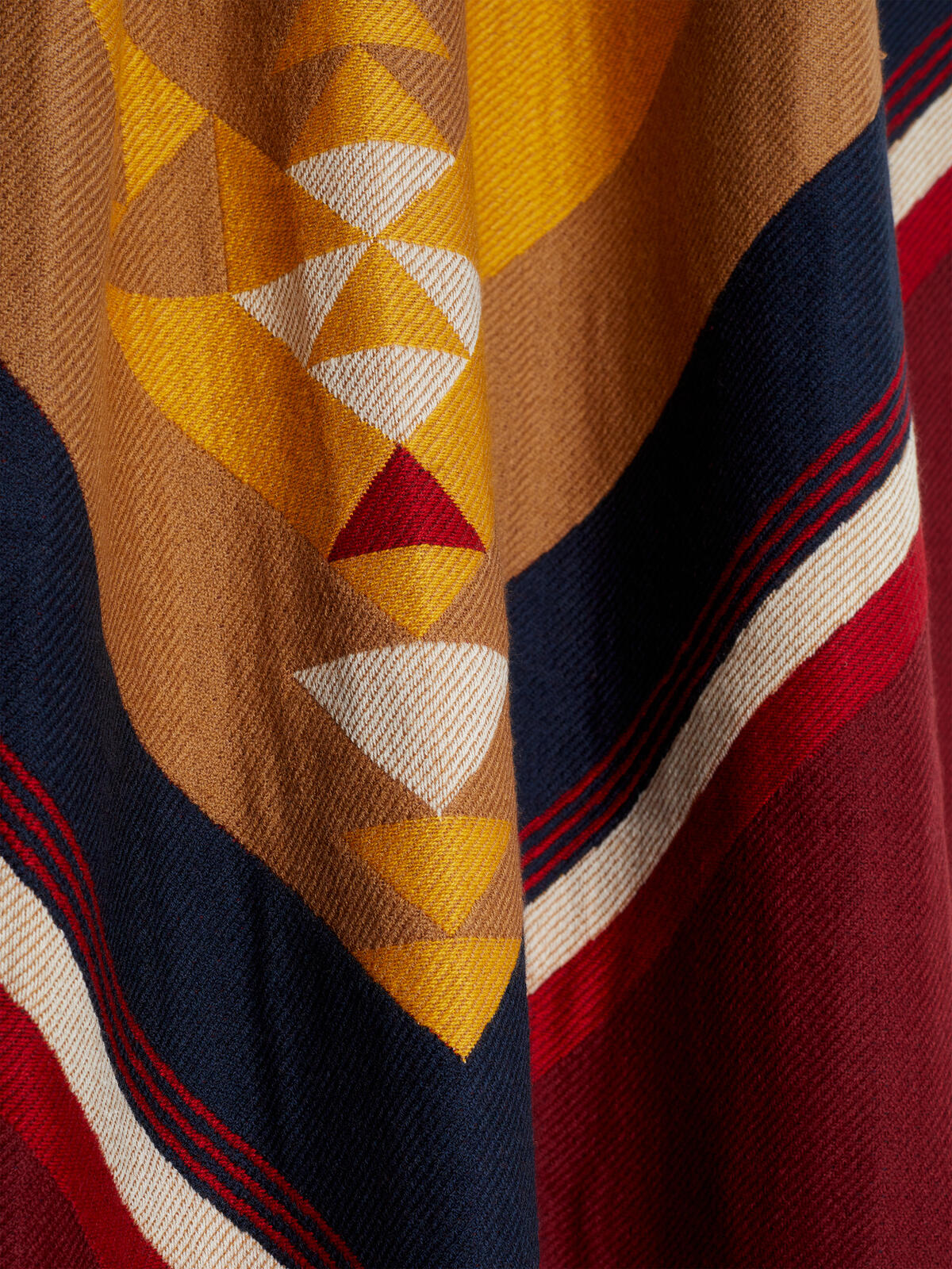 Tommy Hilfiger TH X P LARGE SQUARE Kadın Kırmızı Eşarp
